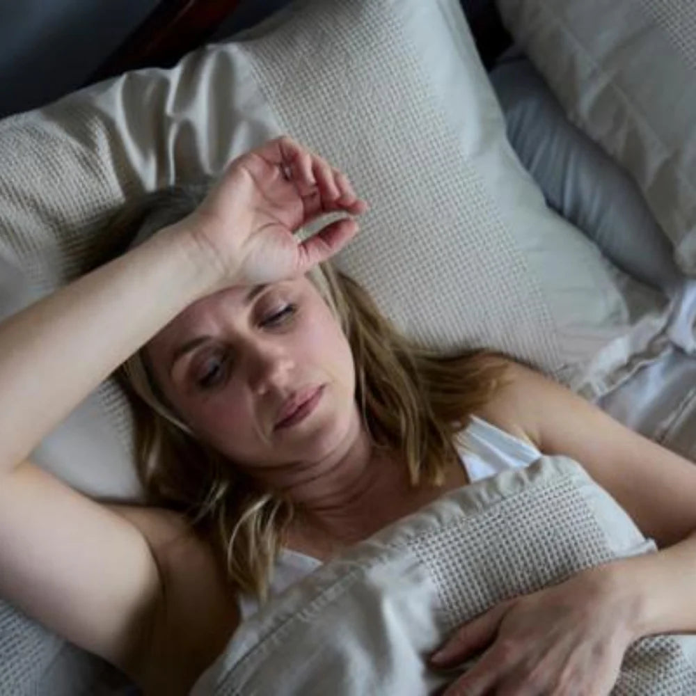 ¿Duermes con calor? Cómo combatir el sudor nocturno y descansar mejor